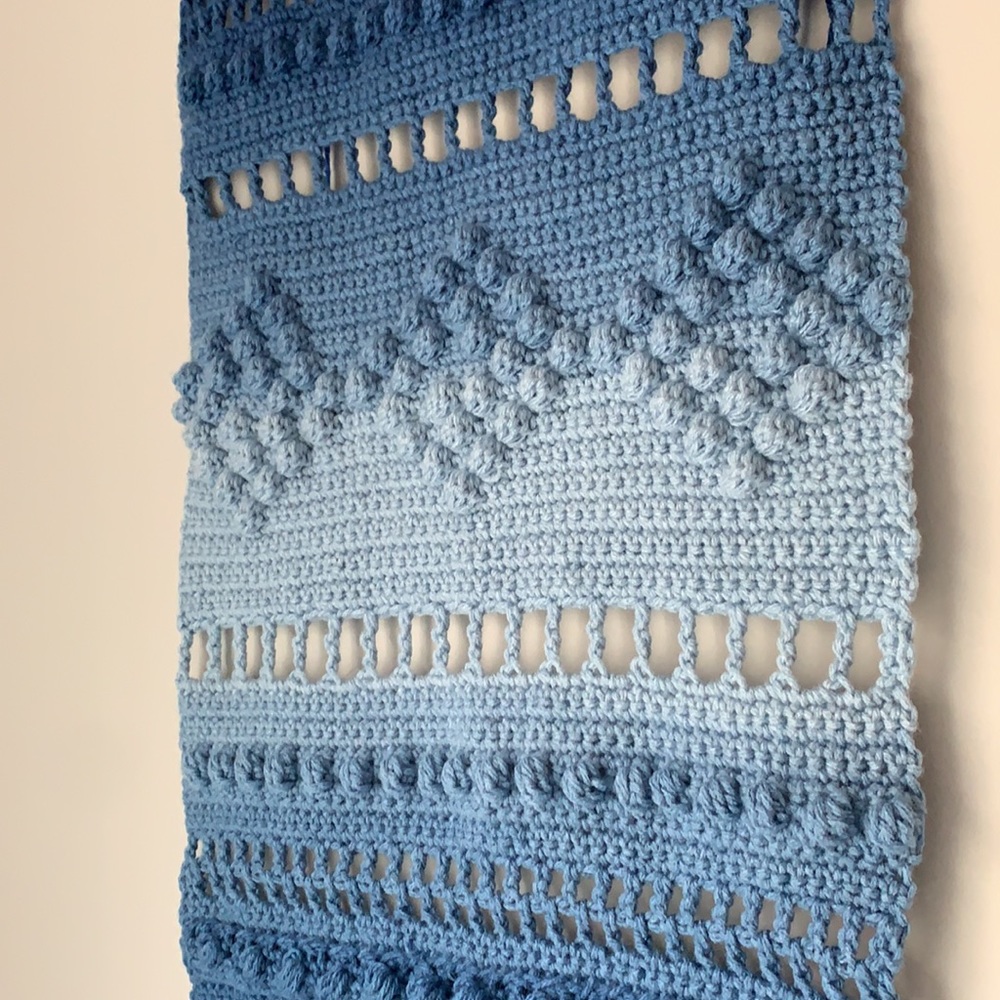 Blue ombré wall hanging - Picture 2 of 5